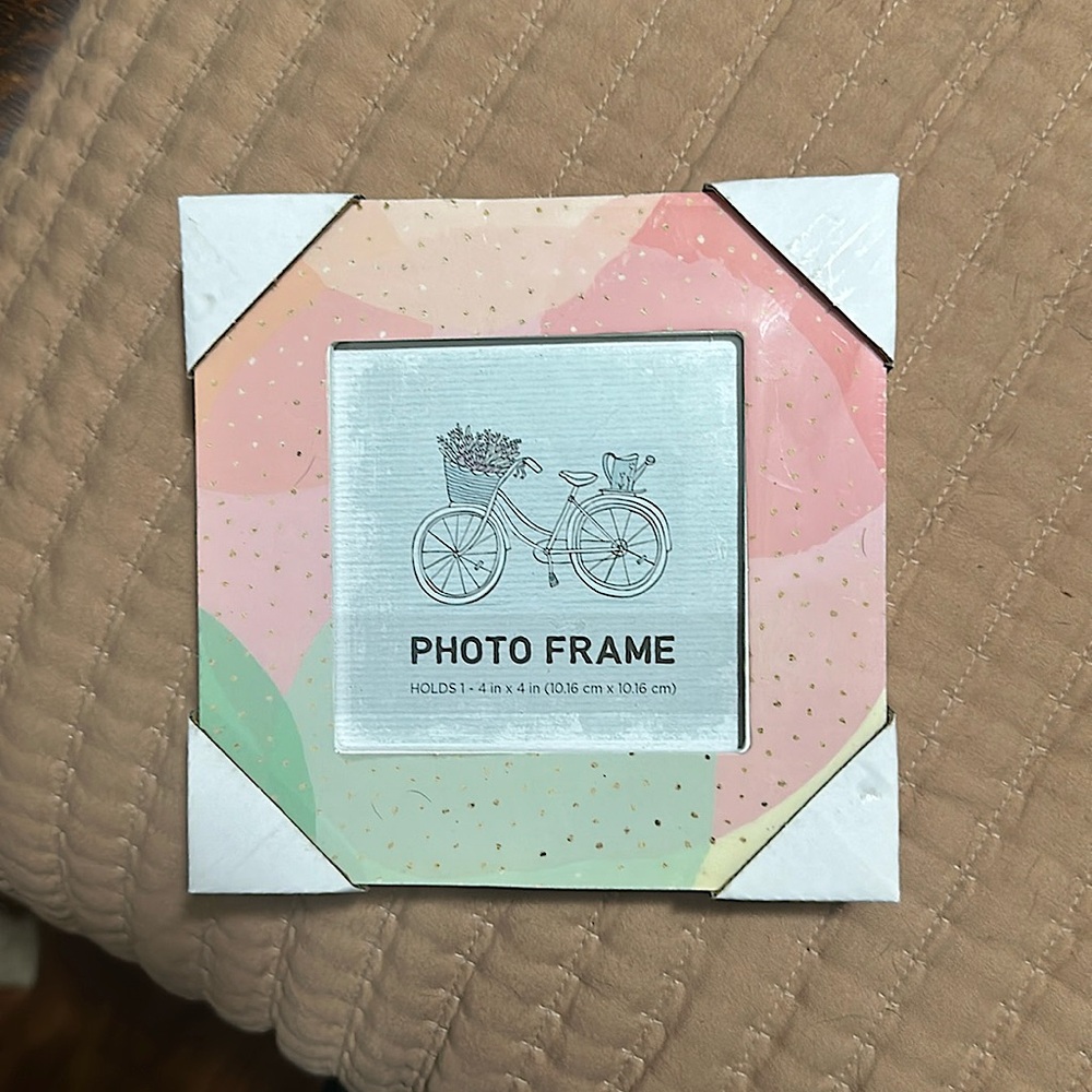 Picture Frame- Set of 2- Fits 1 4in x 4in photo- Epoxy Face of Frame